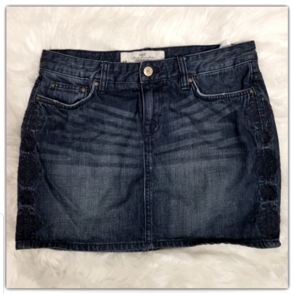 LOGG H&M embroidered skirt size 8